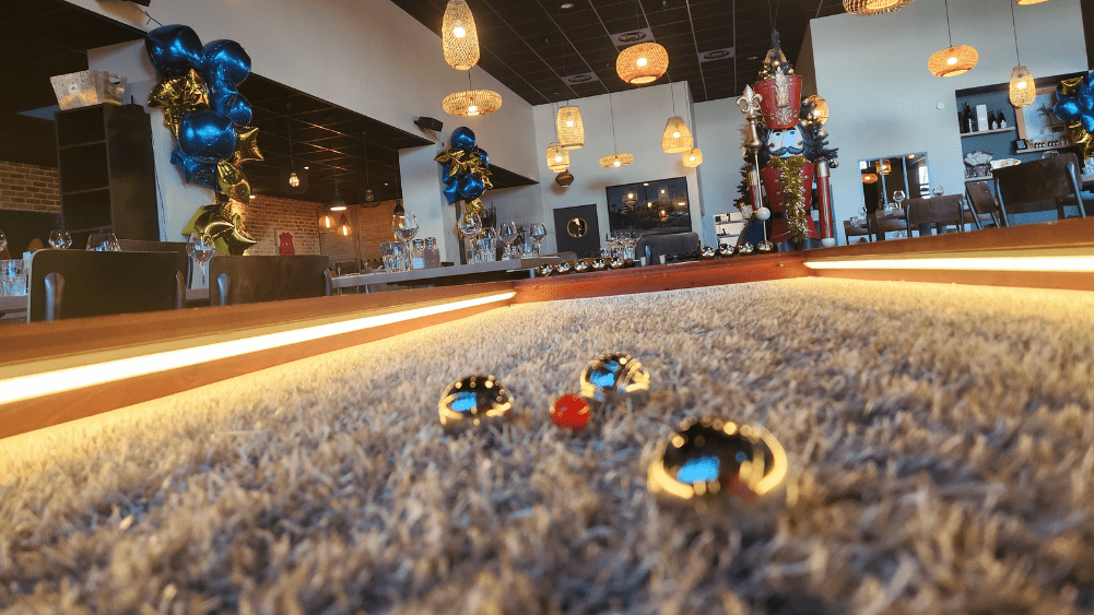 Baby Pétanque Premium disposé dans un bar restaurant